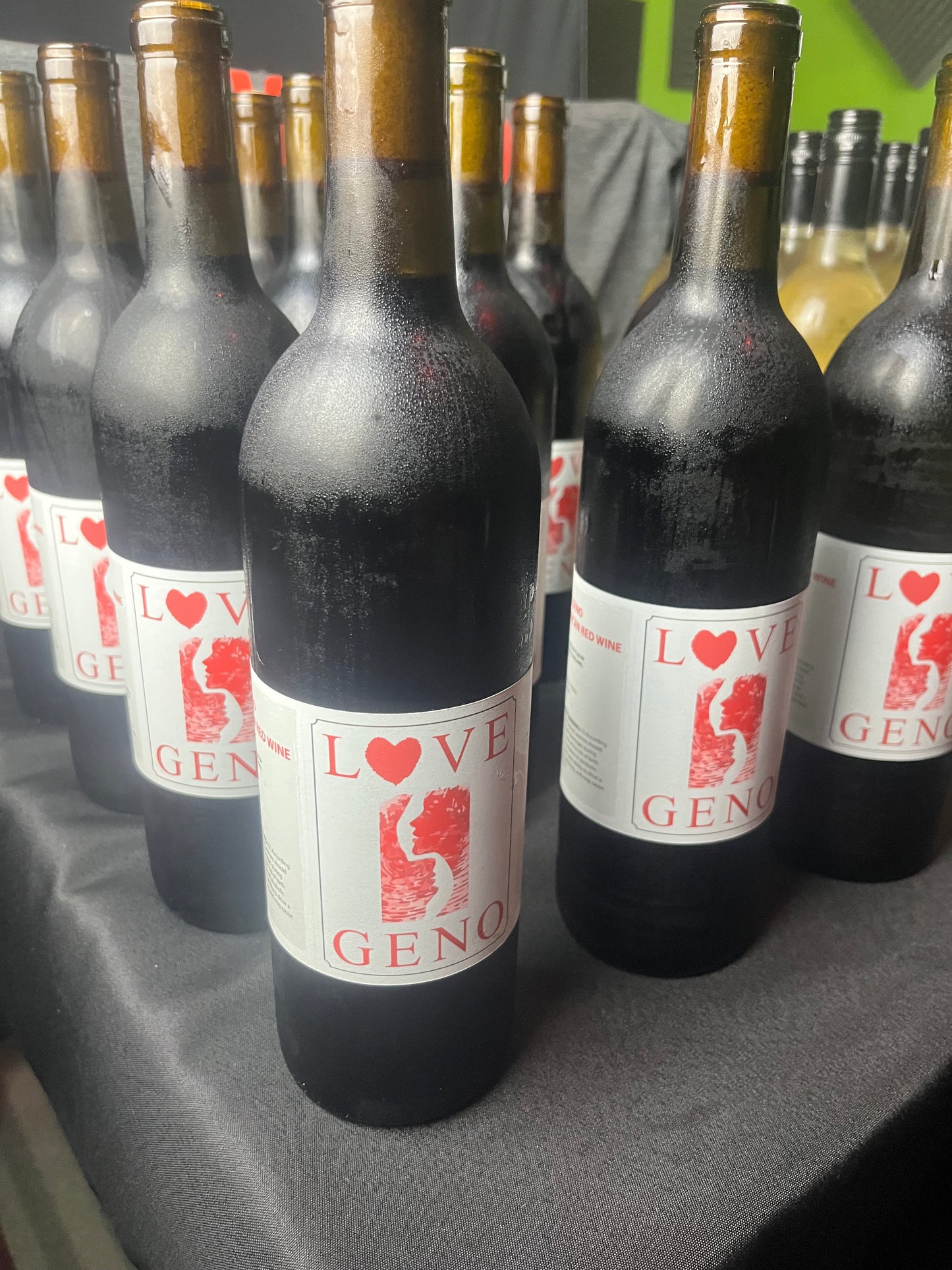 Love Geno "American Red Wine"